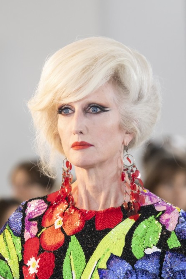 ازياء ASHISH الجاهزة من اسبوع الموضة في لندن لخريف وشتاء2020-2021