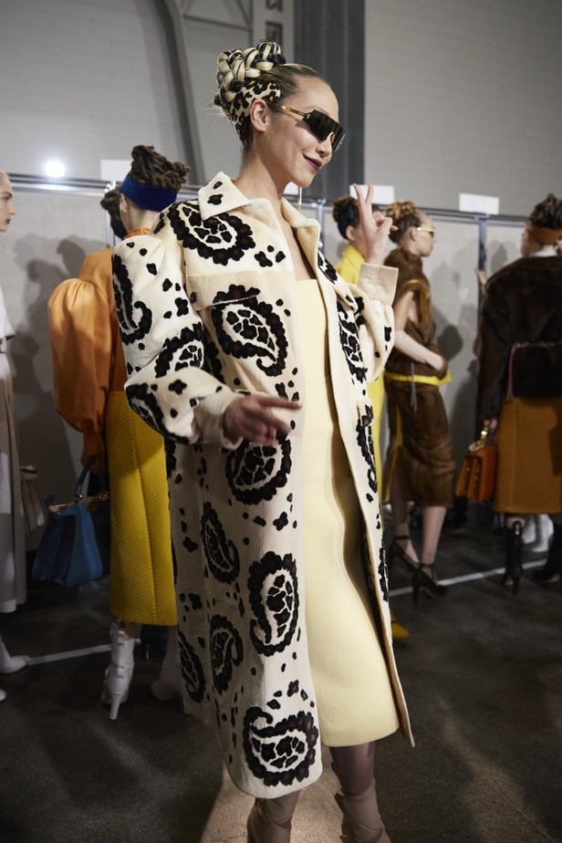 مجموعة فندي FENDI لخريف وشتاء 2020-2021 خلال اسبوع الموضة في ميلانو 