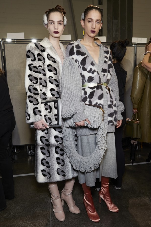 مجموعة فندي FENDI لخريف وشتاء 2020-2021 خلال اسبوع الموضة في ميلانو 