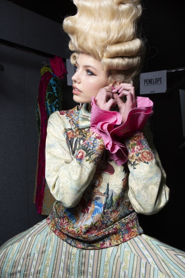 مجموعة موسكينو MOSCHINO لخريف وشتاء 2020-2021 من ميلانو