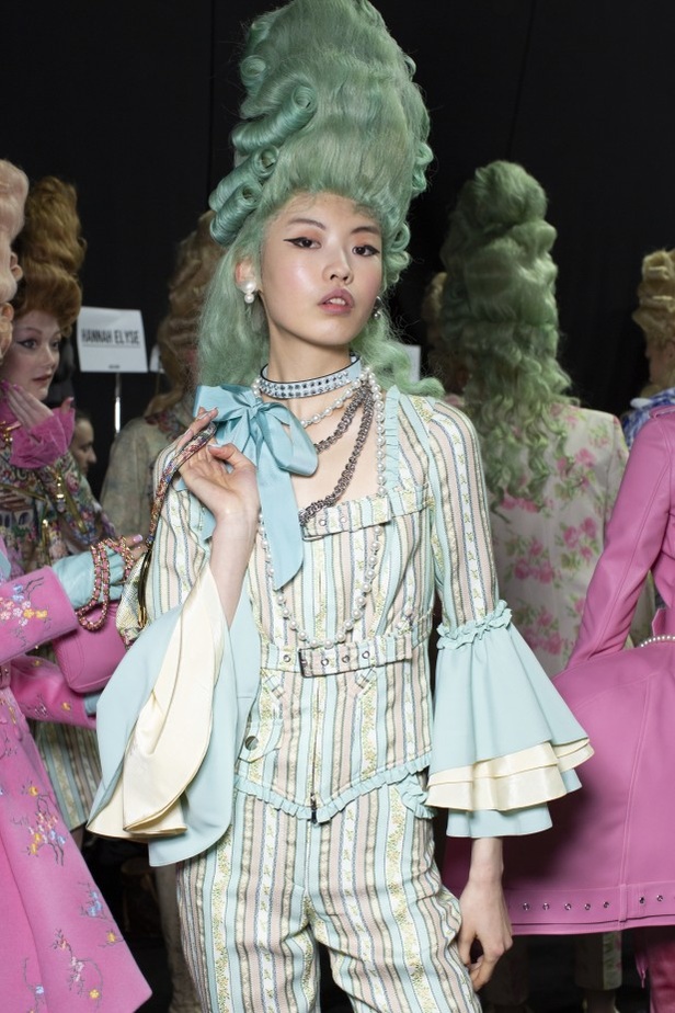 مجموعة موسكينو MOSCHINO لخريف وشتاء 2020-2021 من ميلانو