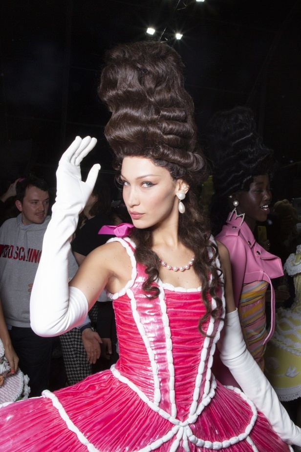 مجموعة موسكينو MOSCHINO لخريف وشتاء 2020-2021 من ميلانو