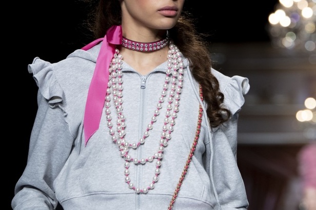 مجموعة موسكينو MOSCHINO لخريف وشتاء 2020-2021 من ميلانو