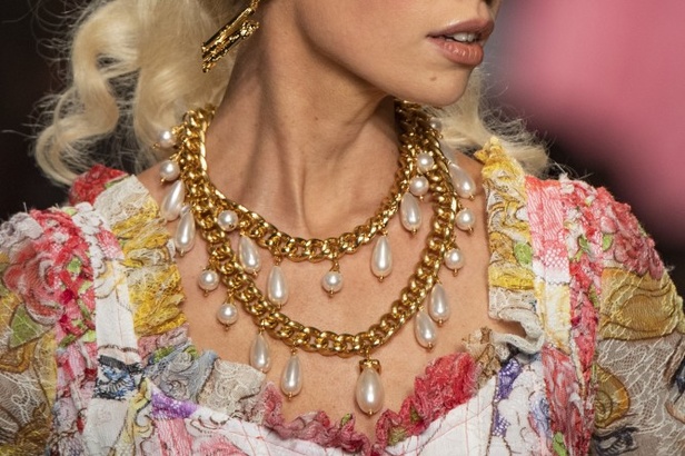 مجموعة موسكينو MOSCHINO لخريف وشتاء 2020-2021 من ميلانو