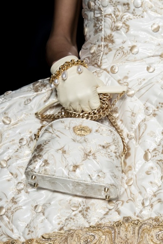 مجموعة موسكينو MOSCHINO لخريف وشتاء 2020-2021 من ميلانو