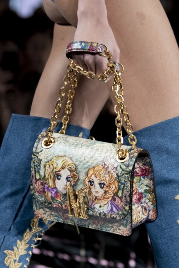مجموعة موسكينو MOSCHINO لخريف وشتاء 2020-2021 من ميلانو