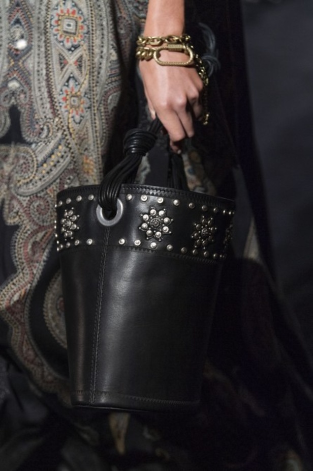 مجموعة إيترو ETRO لخريف وشتاء 2020-2021 خلال اسبوع الموضة في ميلانو