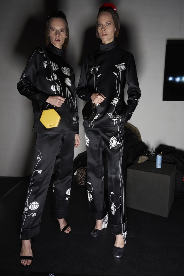 عرض أزياء  PRADA من اسبوع الموضة في ميلانو لخريف وشتاء 2020-2021