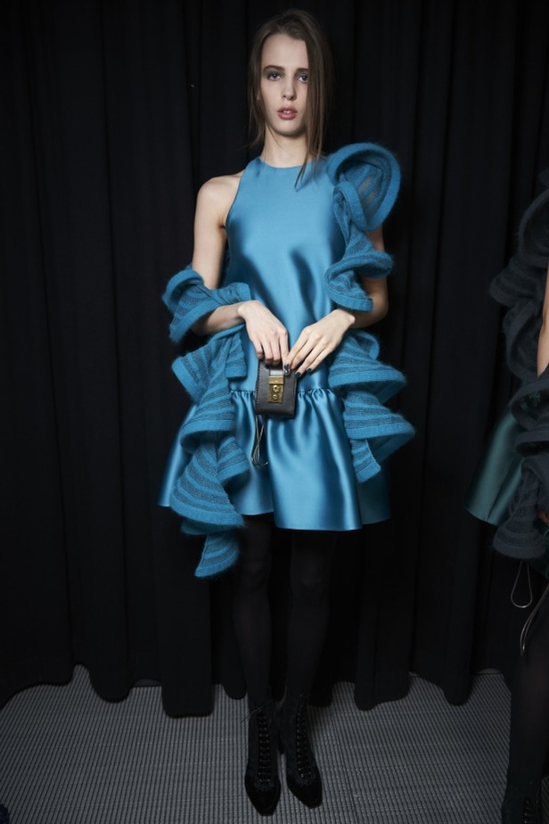 مجموعة امبريو أرماني  EMPORIO ARMANI لخريف وشتاء 2020-2021