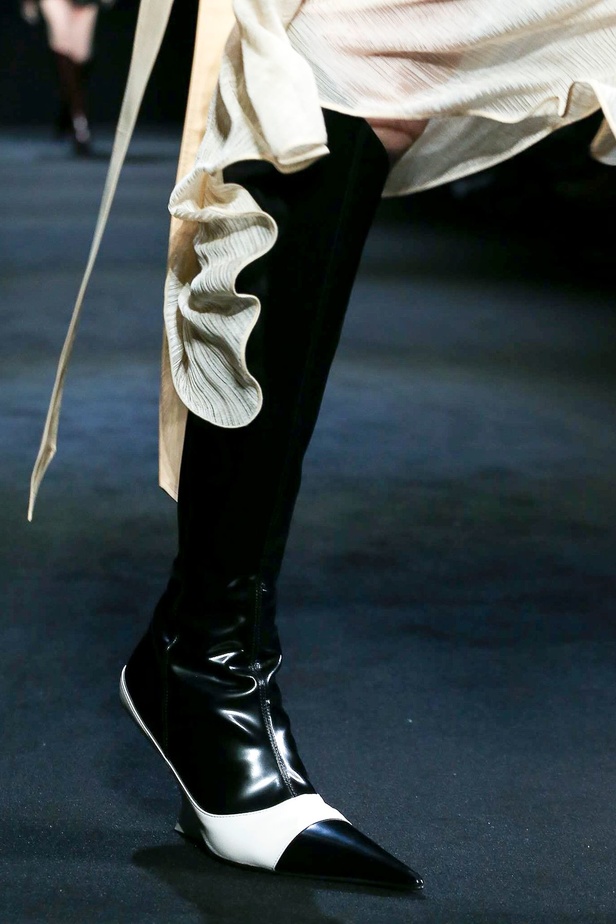 مجموعة Mugler لموسم خريف وشتاء 2020-2021