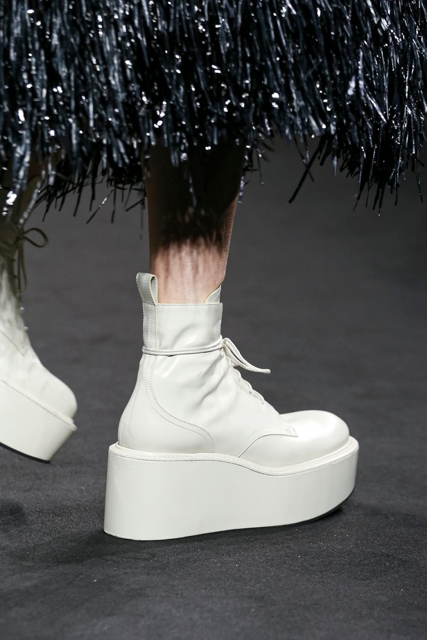 مجموعة Rochas لموسم خريف وشتاء 2020-2021