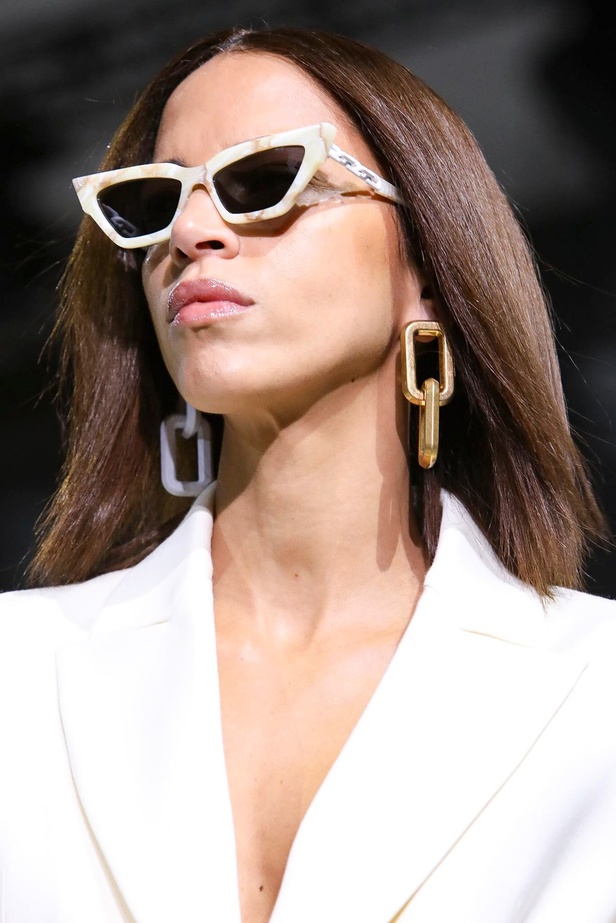 مجموعة Off White لموسم خريف وشتاء 2020-2021