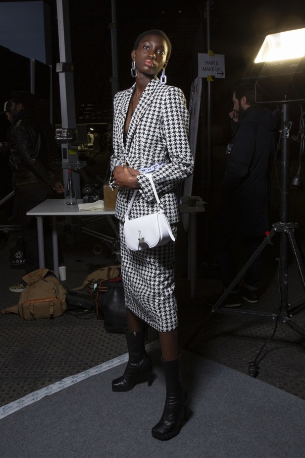 مجموعة Off White لموسم خريف وشتاء 2020-2021