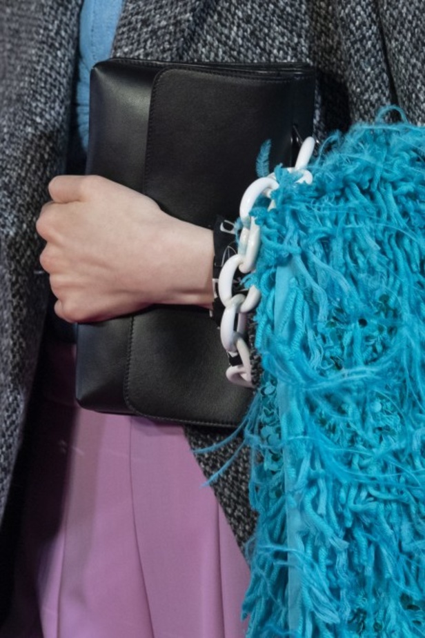 مجموعة الالبسة الجاهزة من  MSGMلخريف وشتاء 2020-2021