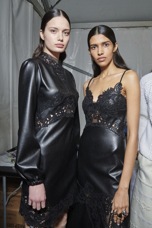 عرض أزياء ERMANNO SCERVINO في اسبوع الموضة في ميلان 2020 