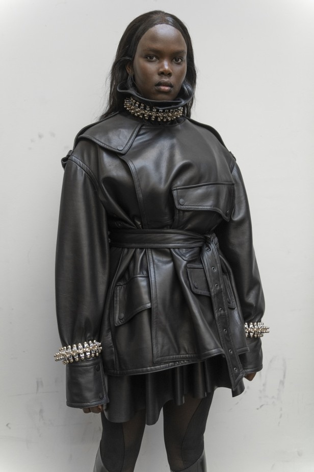 مجموعة Mugler لموسم خريف وشتاء 2020-2021