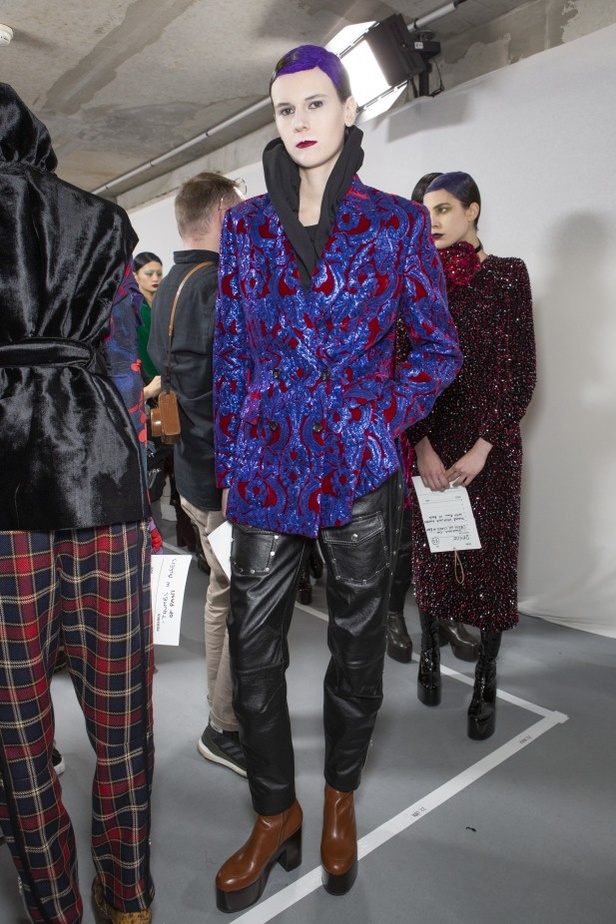 عرض مجموعة Dries Van Noten لموسم خريف وشتاء 2020