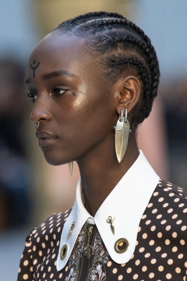 مجموعة كلوي Chloe لخريف وشتاء 2020-2021 خلال اسبوع الموضة في باريس