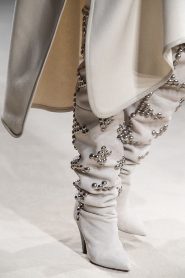 ازياء Isabel Marant لخريف وشتاء 2020 خلال اسبوع الموضة في باريس