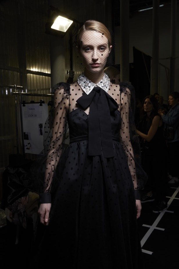 مجموعة Elie Saab لخريف وشتاء 2020-2021 خلال اسبوع الموضة في باريس