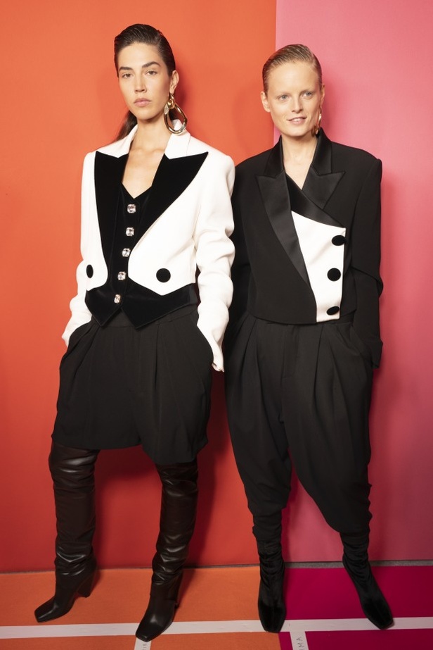 عرض ازياء balmain لخريف وشتاء 2020-2021 مباشرة من باريس