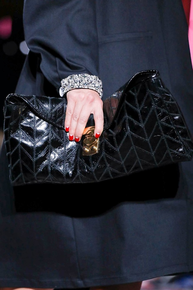 عرض أزياء دار Miu Miu لخريف وشتاء 2020-2021