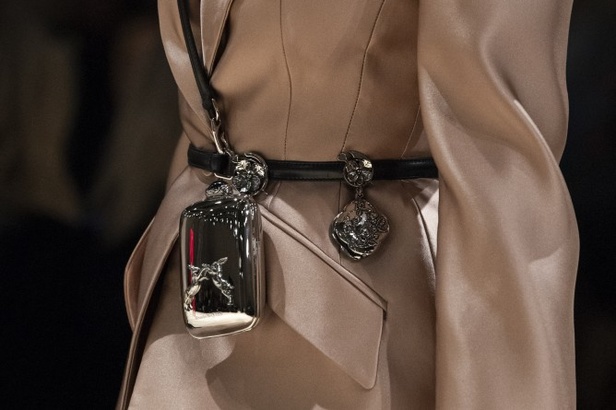 مجموعة ألكسندر ماكوين لخريف وشتاء 2020-2021