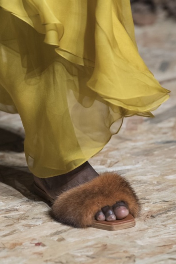 مجموعة "رالف أند روسو" Ralph & Russo لخريف وشتاء 2020 - 2021 