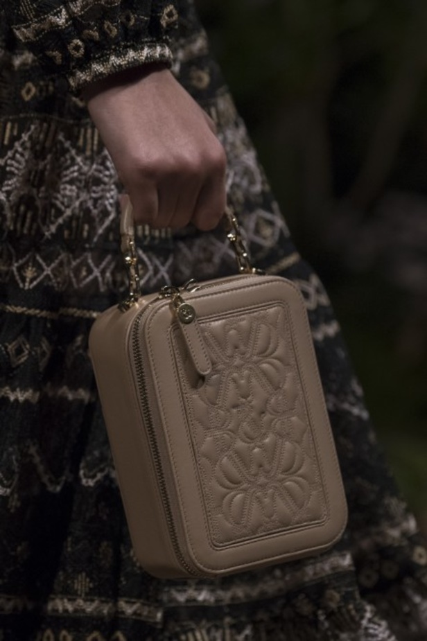 مجموعة "رالف أند روسو" Ralph & Russo لخريف وشتاء 2020 - 2021 