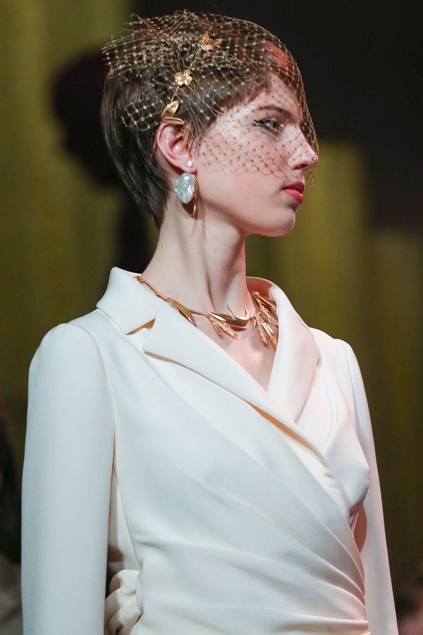 عرض ازياء Dior ديور لـ haute couture ربيع وصيف 2020