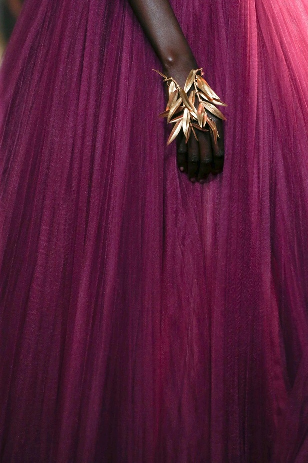 عرض ازياء Dior ديور لـ haute couture ربيع وصيف 2020