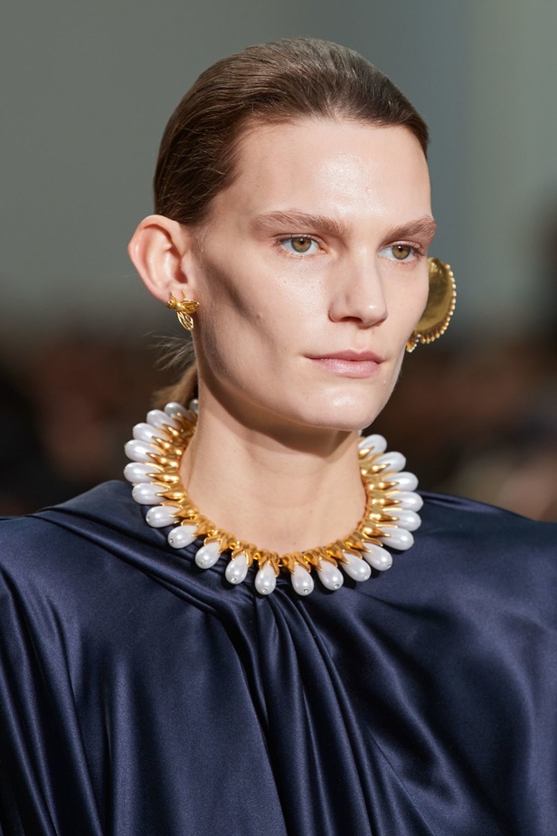 عرض ازياء سكياباريلي haute couture ربيع وصيف 2020 