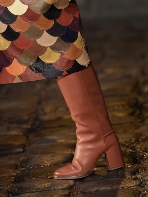 عرض أزياء Chloe  لخريف وشتاء 2021-2022 