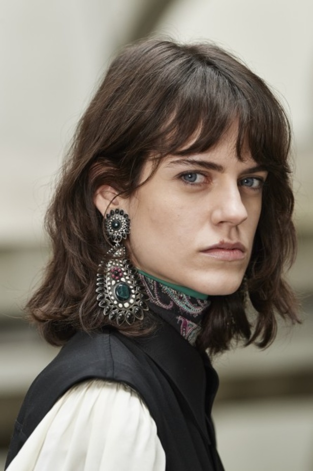 عرض أزياء دار Isabel Marant لخريف وشتاء 2021-2022