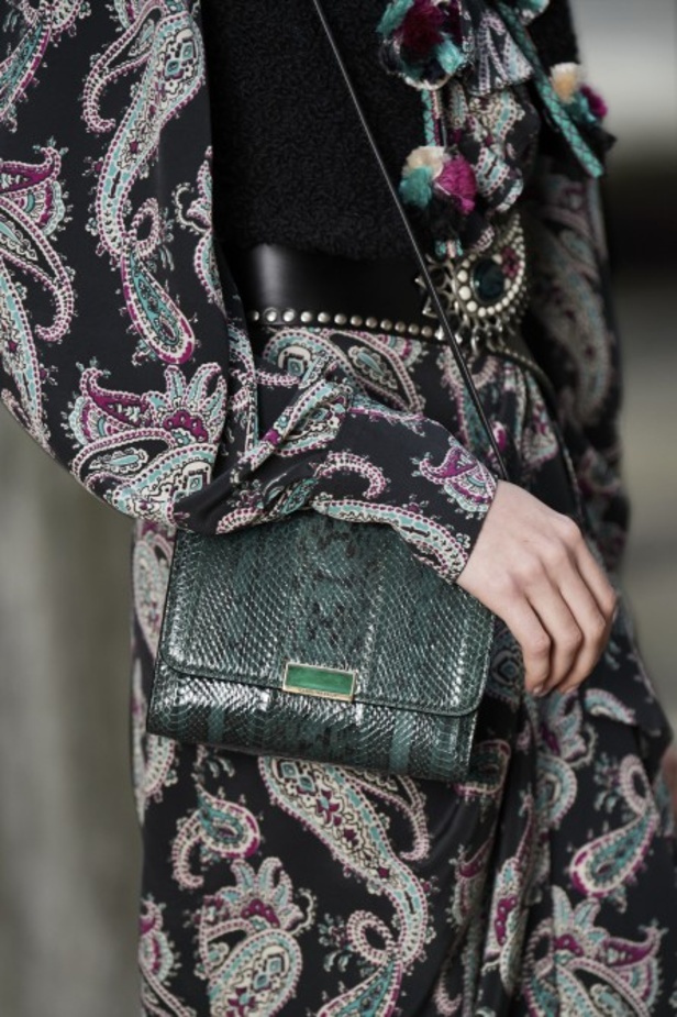 عرض أزياء دار Isabel Marant لخريف وشتاء 2021-2022