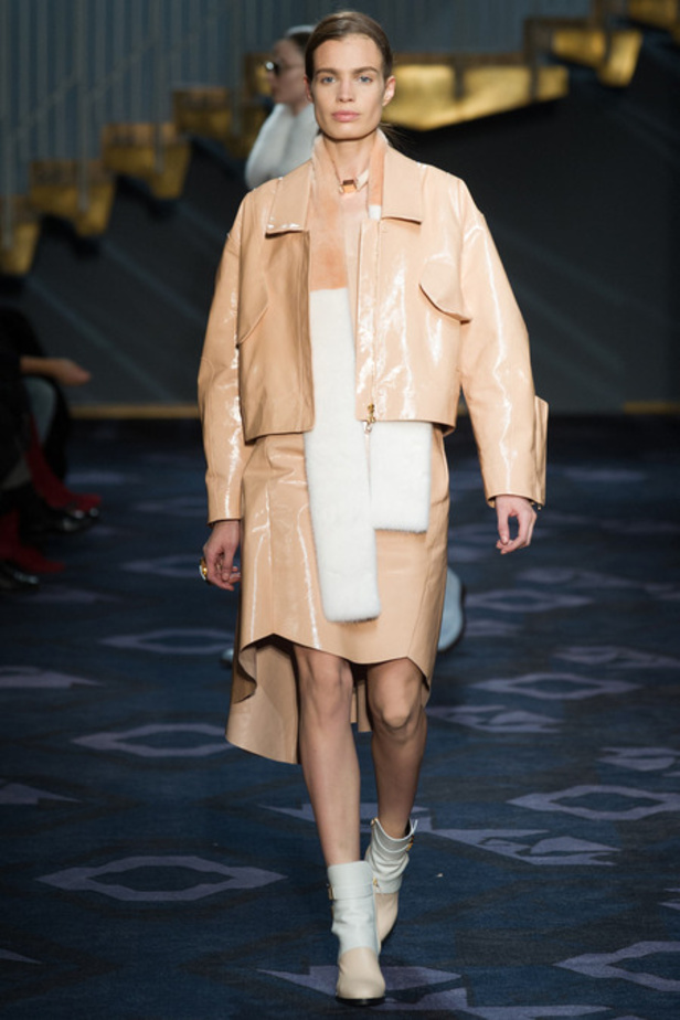 Tod’s: أناقة جلدية ببساطة استثنائية