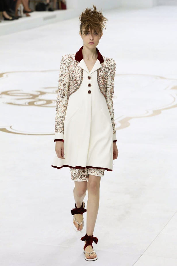 مجموعة Chanel Couture تُجسّد جوانب المرأة المتعددة!