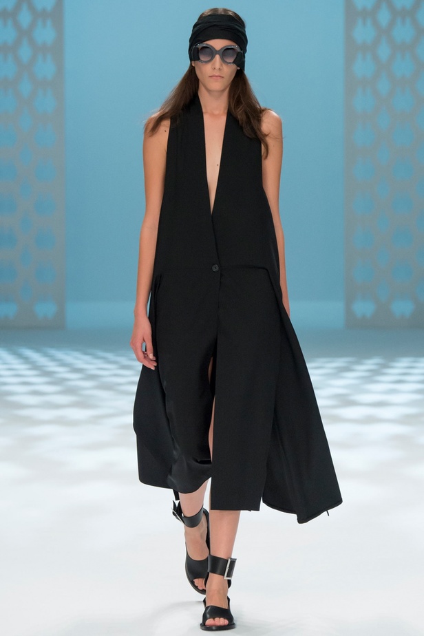Chalayan واتقان فن البساطة