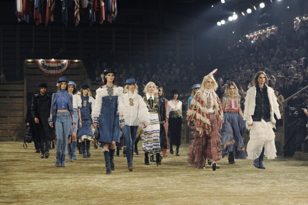 كوكو شانيل تطل من دالاس مرة أخرى