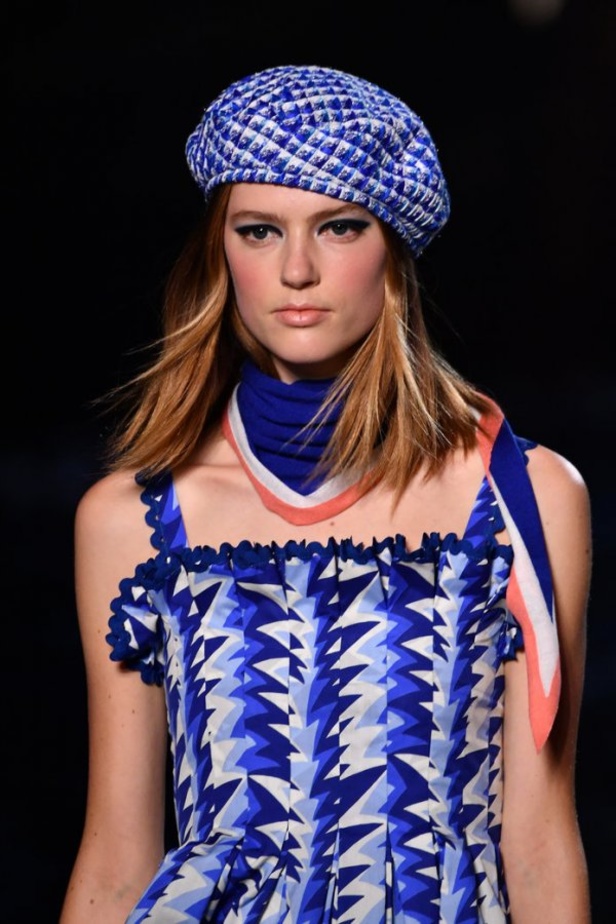 كارل لاغرفلد ينقلنا إلى علم البحارة في مجموعة شانيل كروز 2019