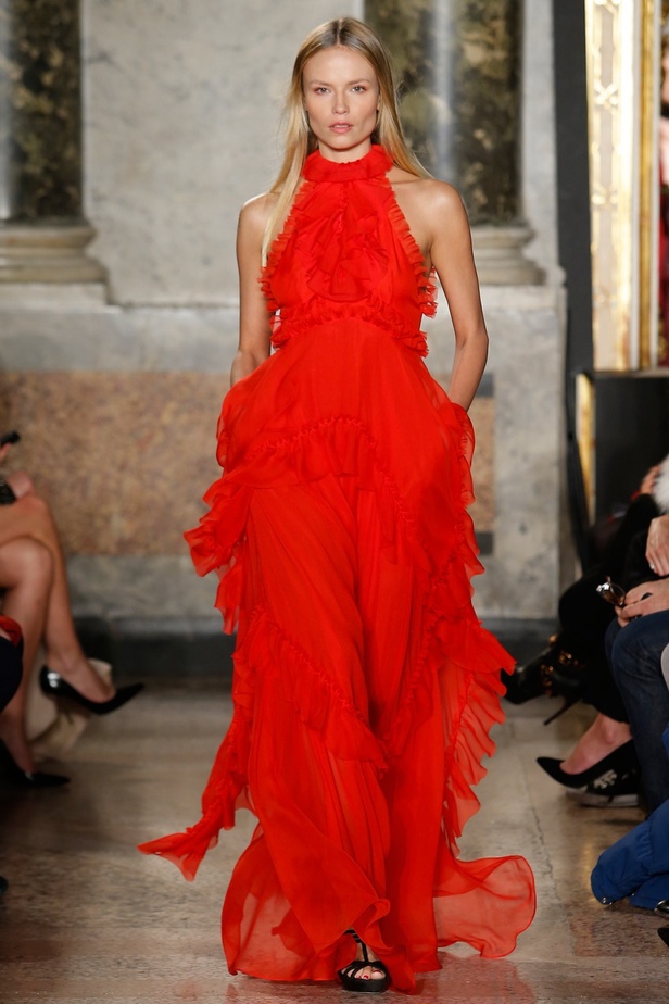 Peter Dundas يودّع Emilio Pucci بمجموعة رائعة!