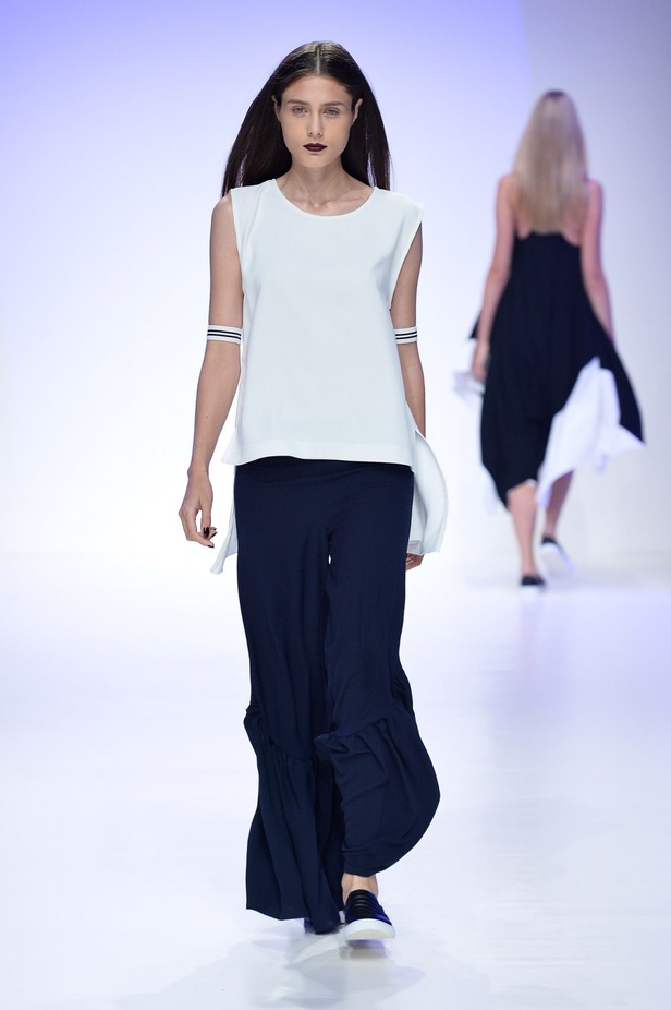 عرض ازياء Starch Foundation لربيع و صيف 2016