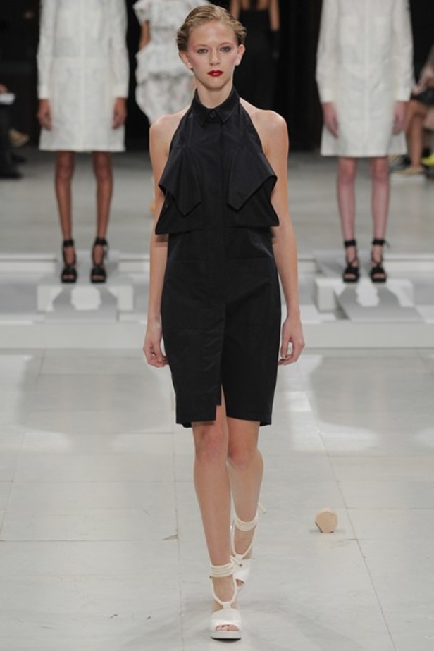 مجموعة Chalayan لربيع و صيف 2016