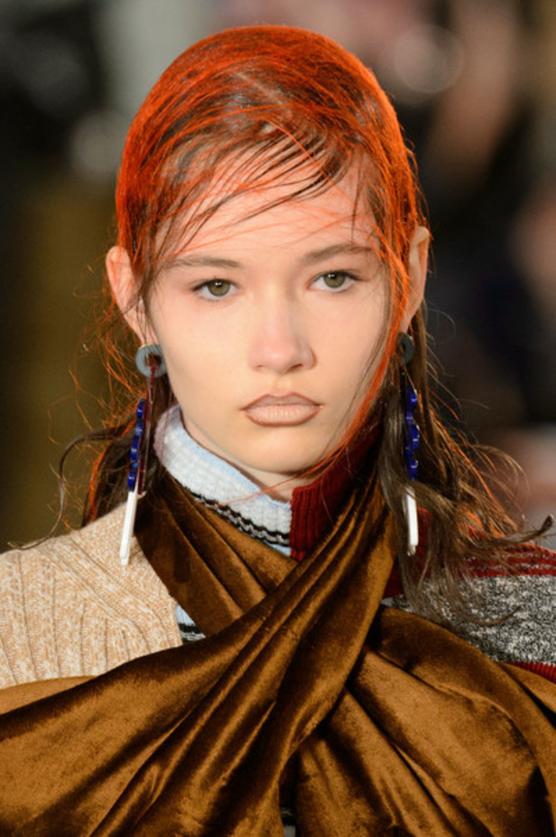 مجموعة فوضويّة وعشوائية لـMaison Margiela في عرض ربيع وصيف 2016