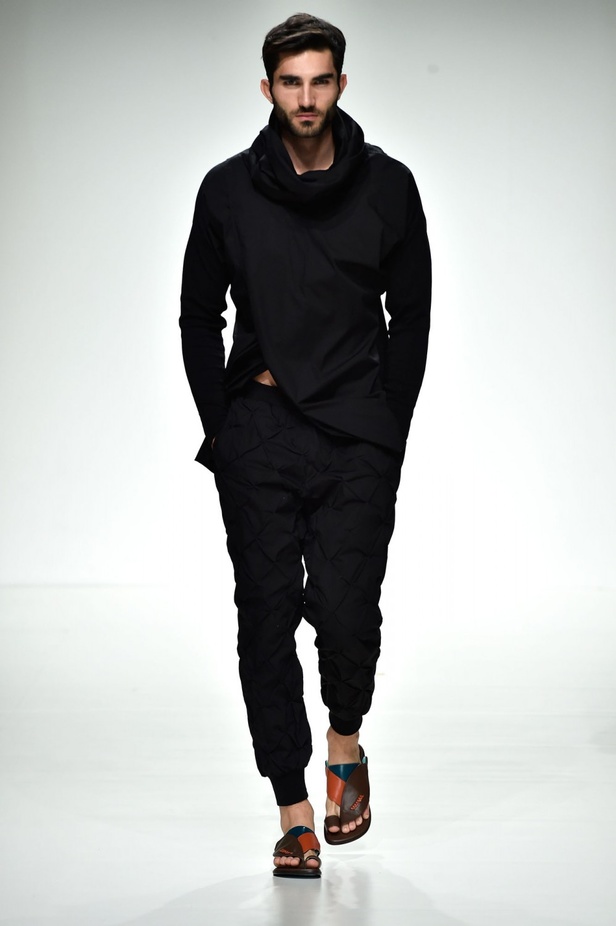 عرض أزياء مشاعل الراجحي لربيع و صيف 2016