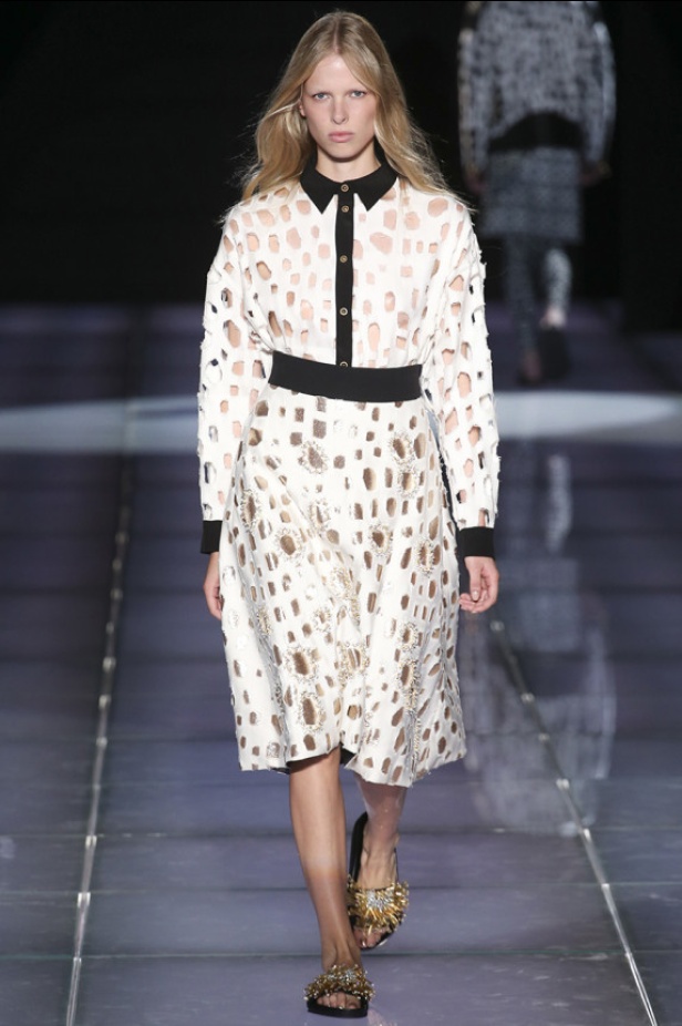 تخريمات دائرية ونقوش متداخلة في مجموعة FAUSTO PUGLISI