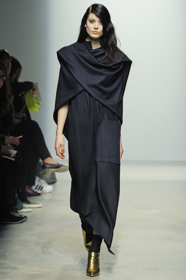 Maison Rabih Kayrouz... نظرة فرنسية على الدلال العربي