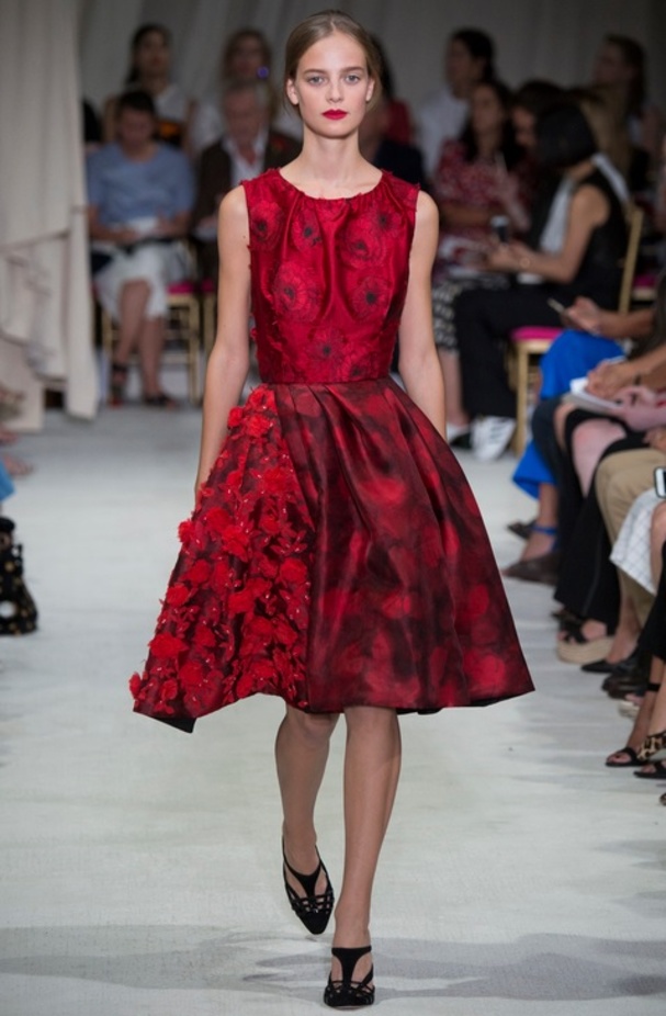 مجموعة Oscar de la Renta لربيع و صيف 2016