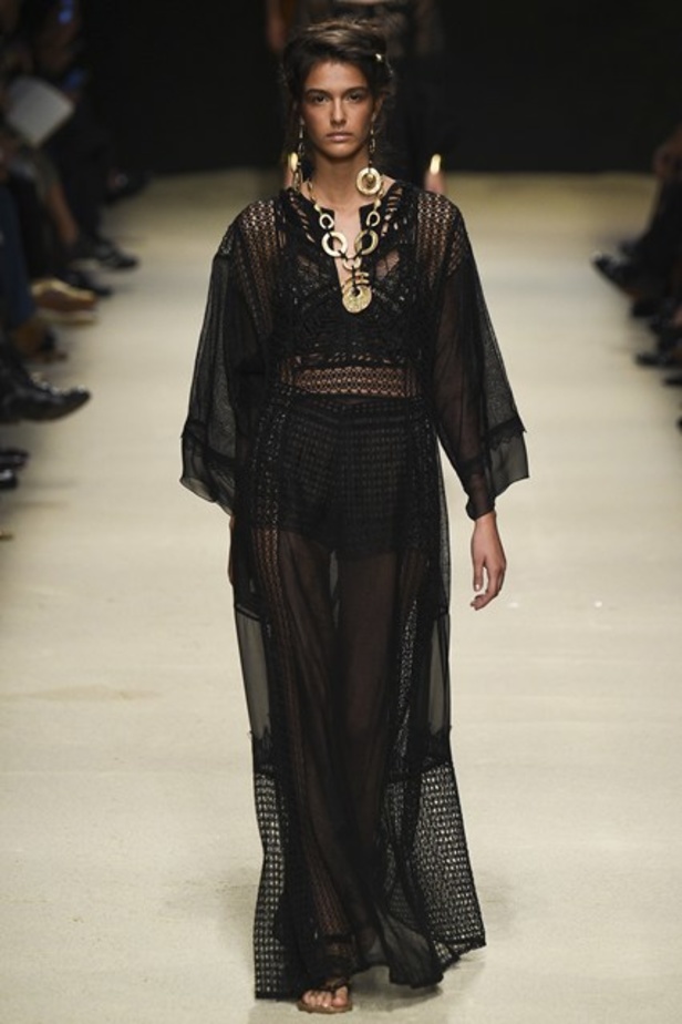 مجموعة Alberta Ferretti لربيع و صيف 2016