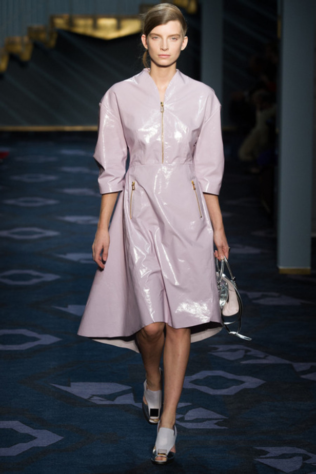 Tod’s: أناقة جلدية ببساطة استثنائية